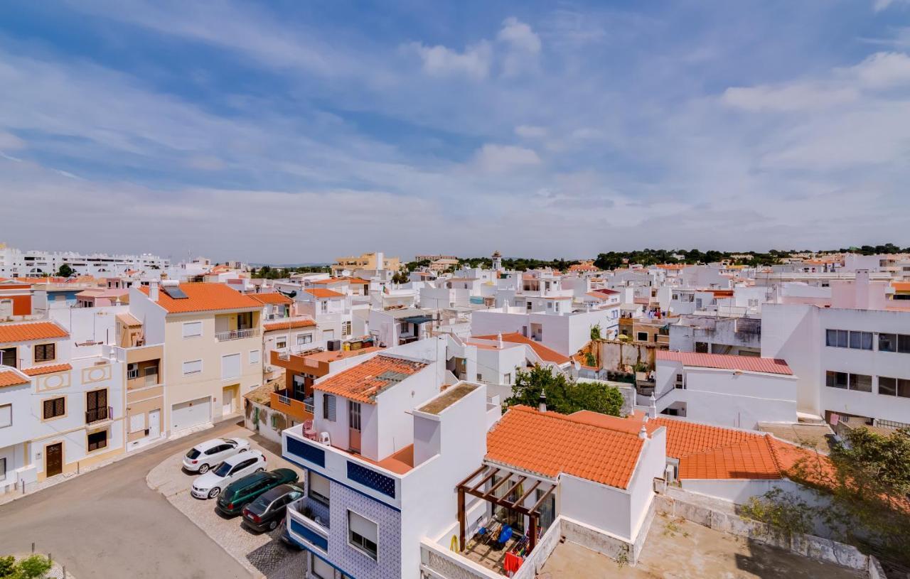 Loky - Near Quarteira Center Διαμέρισμα Εξωτερικό φωτογραφία